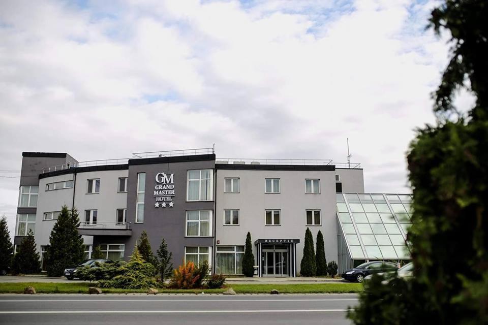 Grand Master Hotel Dej Exterior photo